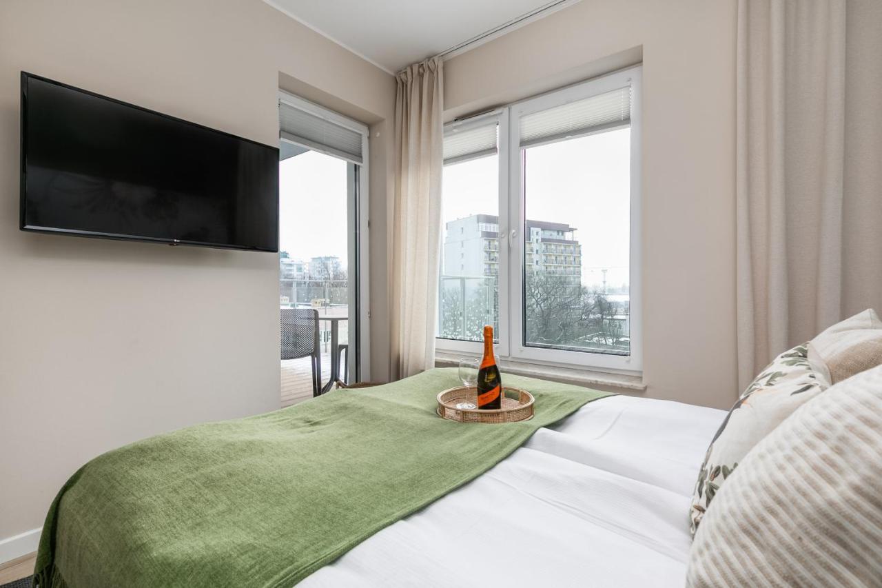 Luxurious Apartment Nadmorskie Tarasy Kolobrzeg By Renters Prestige Exterior photo